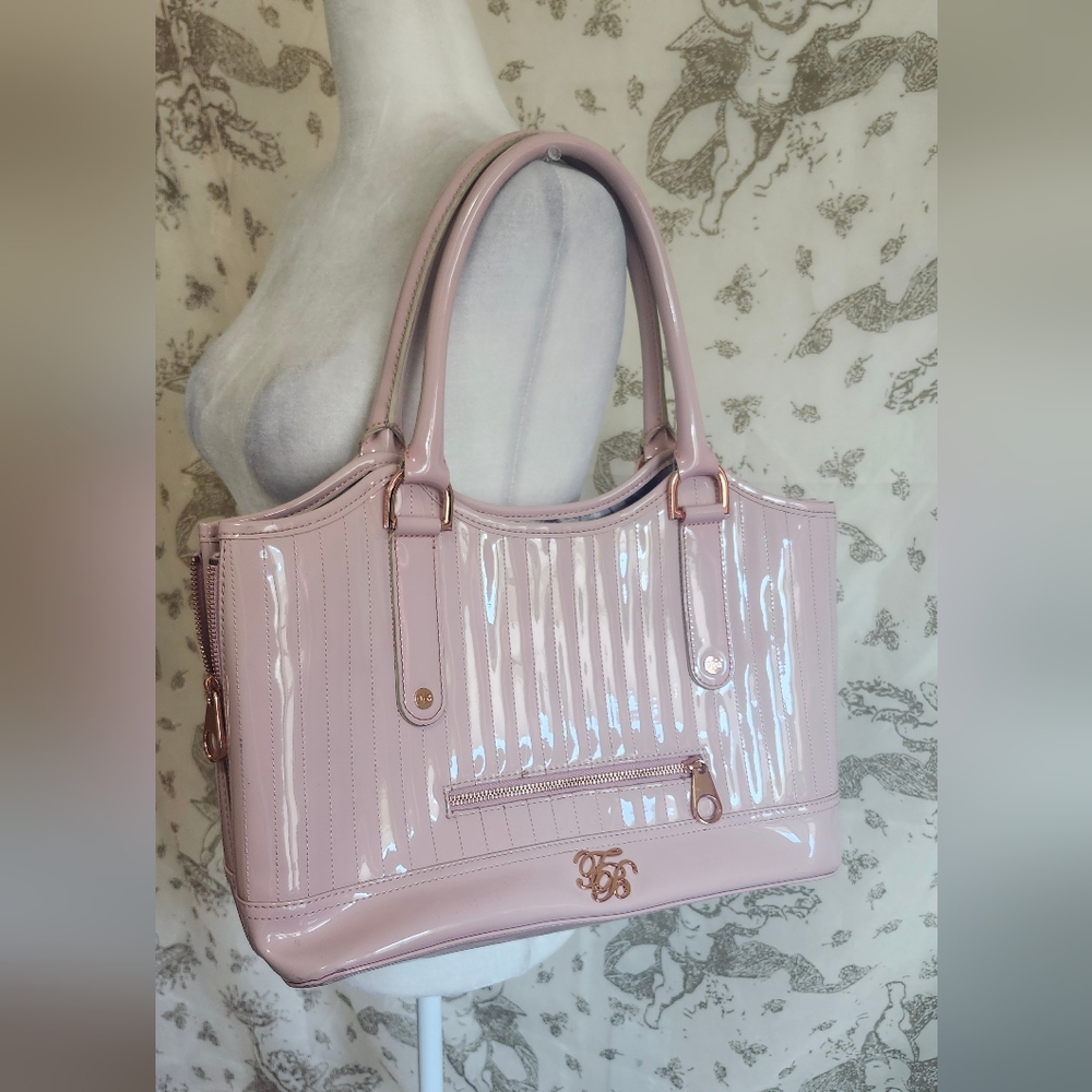 Elegant Pink Patent Leather TED BAKER Shoulder Bag